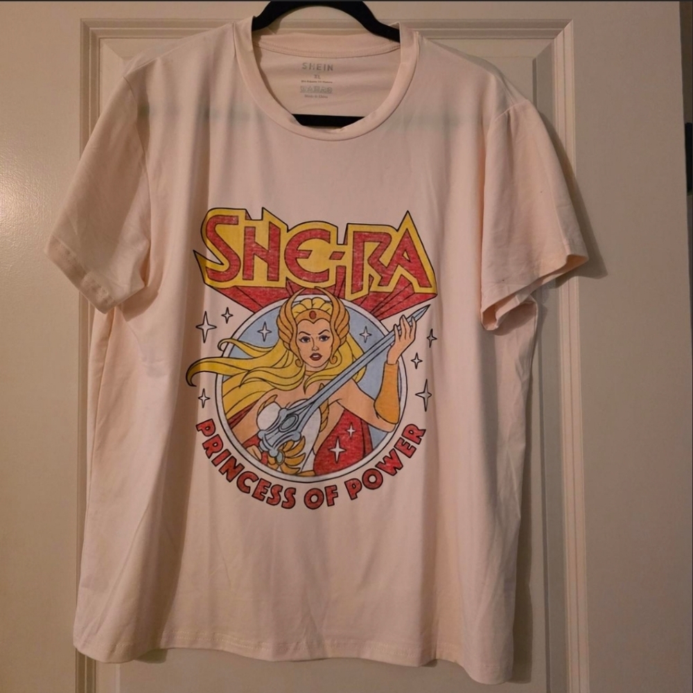 SHEIN cream She-Ra Princess of Power t-shirt Size XL